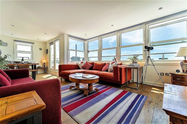 Smart TV, books, music library, stereo