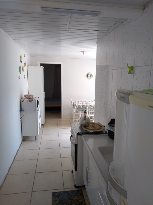 Fridge, microwave, stovetop, electric kettle