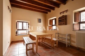 Dining - VV Leo - country house in Andrín (Llanes) | 9–11 guests (Andrin)
