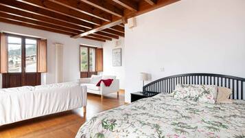 4 habitaciones y ropa de cama