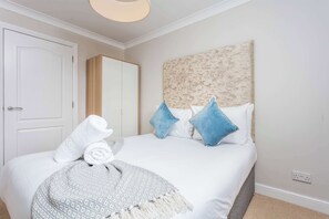 2 Schlafzimmer, Bügeleisen/Bügelbrett, WLAN, Bettwäsche