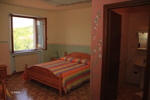 1 soverom, internettilgang og sengetøy