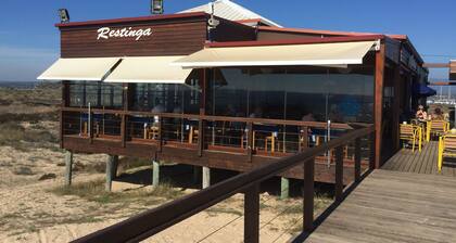 Bel appartement de 2 chambres à Alvor avec piscine partagée prÚs de la ville et de la plage