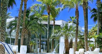 Luxury Villa, Private Pool, Garden, Solarium with Sea View