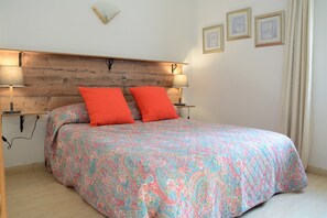 4 Schlafzimmer, Bügeleisen/Bügelbrett, Reisekinderbett, kostenloses WLAN