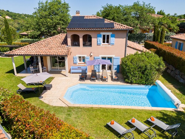 屋外プール、温水プール