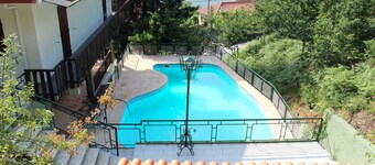 House with private pool and tennis court in Gerês