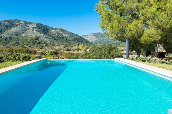 Pool - VILVAL Finca for 4 with pool in Moscari (Moscari)