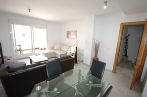 TV - 145 - Livingtarifa Canela (Tarifa)