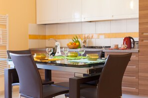 Dining - Lucca apartment good price close to station & center (Lucca)