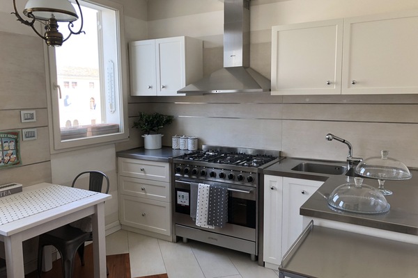 Réfrigérateur, four, plaque de cuisson, lave-vaisselle