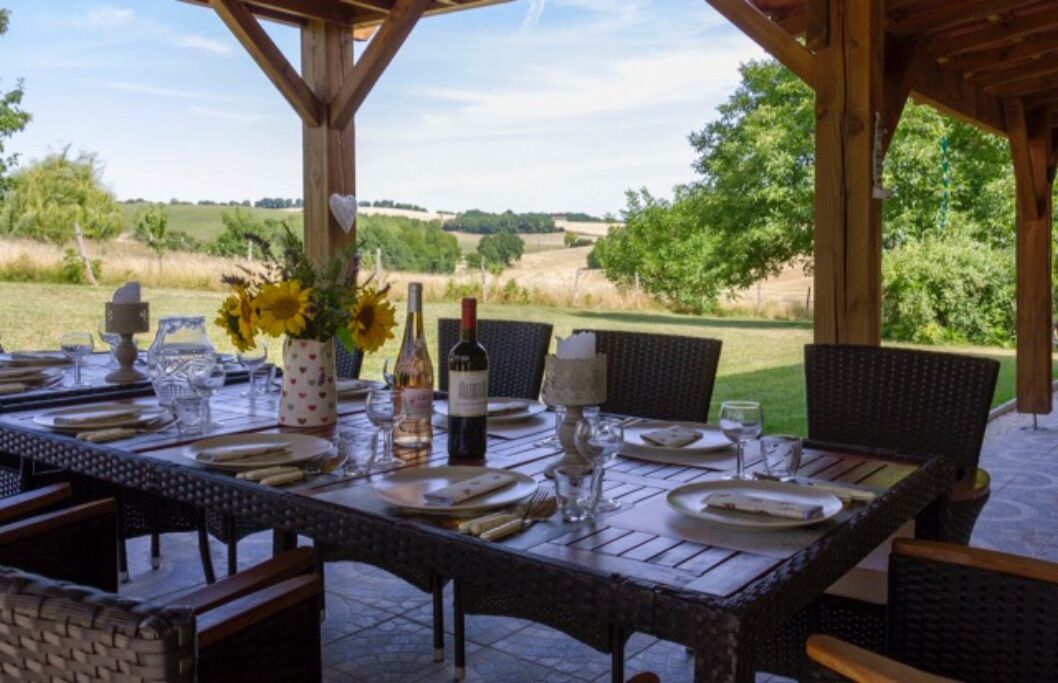 Dining on the verandah with lovely views.