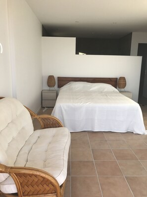 5 chambres, bureau, fer et planche à repasser, Wi-Fi gratuit