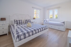 3 Schlafzimmer, Bügeleisen/Bügelbrett, Reisekinderbett, kostenloses WLAN
