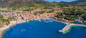 NEL CUORE DI PORTO AZZURRO