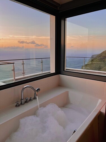 Quinta Pereira ... beautiful panoramic views and ocean sunsets 