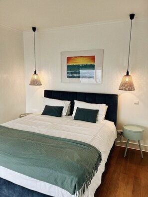 2 makuuhuonetta, silitysrauta/-lauta, ilmainen Wi-Fi, vuodevaatteet