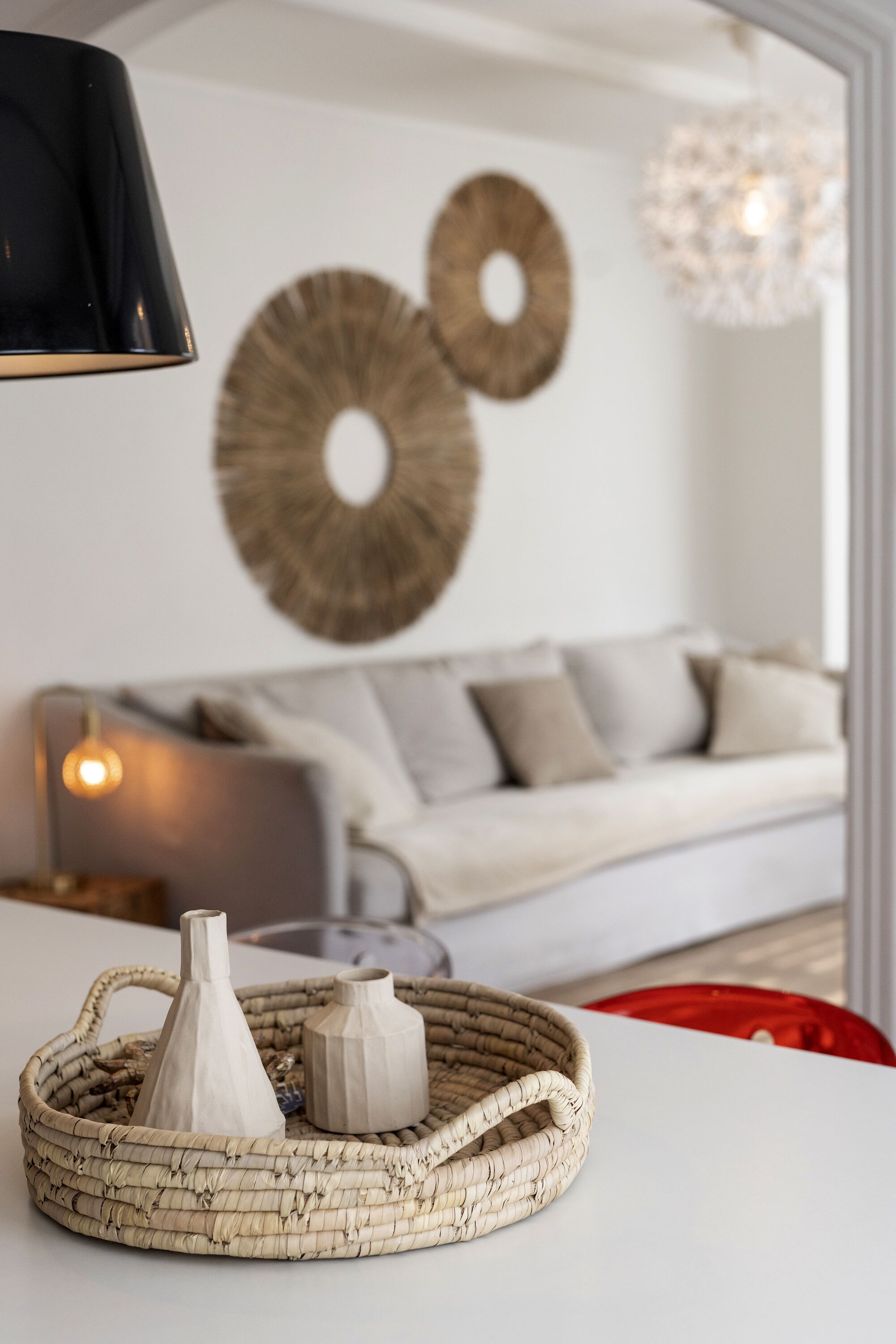 Fernseher, DVD-Player, Bücher, Videothek