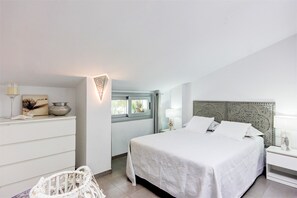 3 Schlafzimmer, Bügeleisen/Bügelbrett