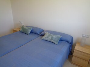 3 slaapkamers, wifi (toeslag), beddengoed