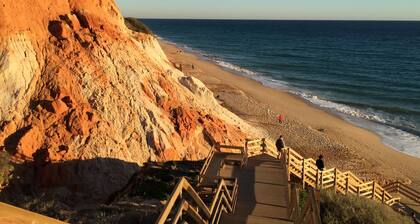 VILLA 200 METROS DE CLIM WIFI "PRAIA DA FALESIA" CERCA DE ALBUFEIRA Y VILAMOURA