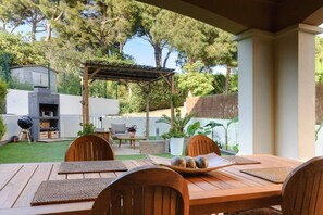 Outdoor dining - LUXURY HOUSE IN CALA LLEVADO 2 (Tossa de Mar)