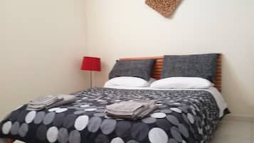 2 chambres, accĂšs Internet, draps fournis