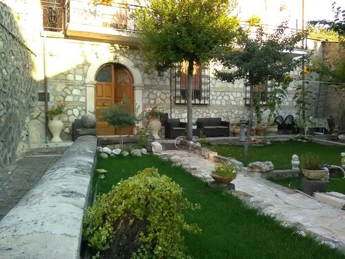 Maximum tranquility in the center