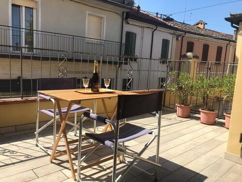 Via di Roma 4, house in the center with terrace