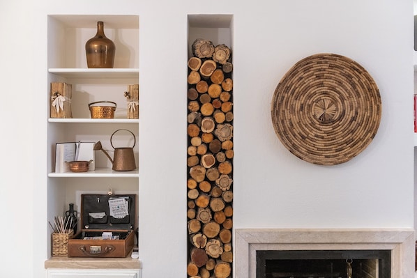 Interior - Marco's Stylish Home: in the hearth of Cagliari (Cagliari)