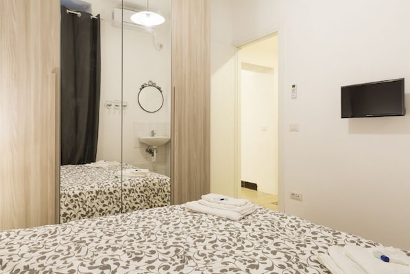 3 dormitorios, tabla de planchar con plancha, wifi y ropa de cama