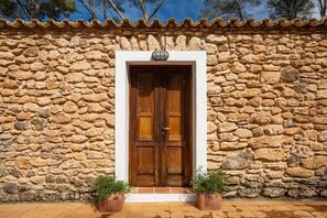 Exterior detail - CAN FONT Cozy house with pool in a quiet area close to Santa Gertrudis village (Santa Gertrudis)