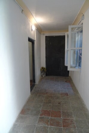 Interior - Small vintage nest - BADIA N. 8  (Modena)