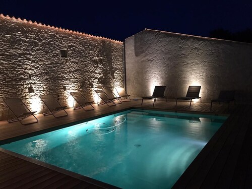 Reihenhaus, Familie mit Garten