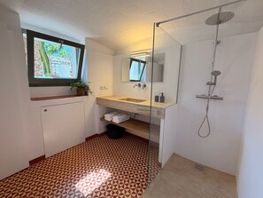 Hair dryer, towels - Recently renovated Duplex-Garden 50m Tamariu beach (Tamariu)