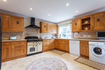 Oak Tree Cottage, Charming & Rural Home, Heart of the New Forest