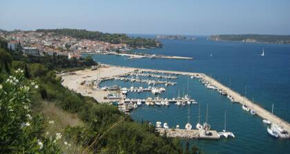 Beautiful Villa in Koukounara