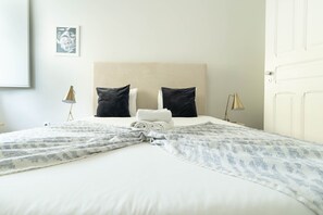 3 Schlafzimmer, Bügeleisen/Bügelbrett, Internetzugang, Bettwäsche