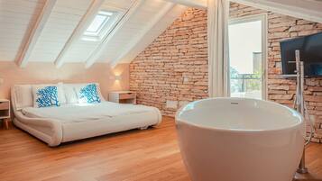 4 Schlafzimmer, Schreibtisch, Bügeleisen/Bügelbrett, kostenloses WLAN