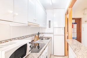 Fridge, microwave, coffee/tea maker, electric kettle