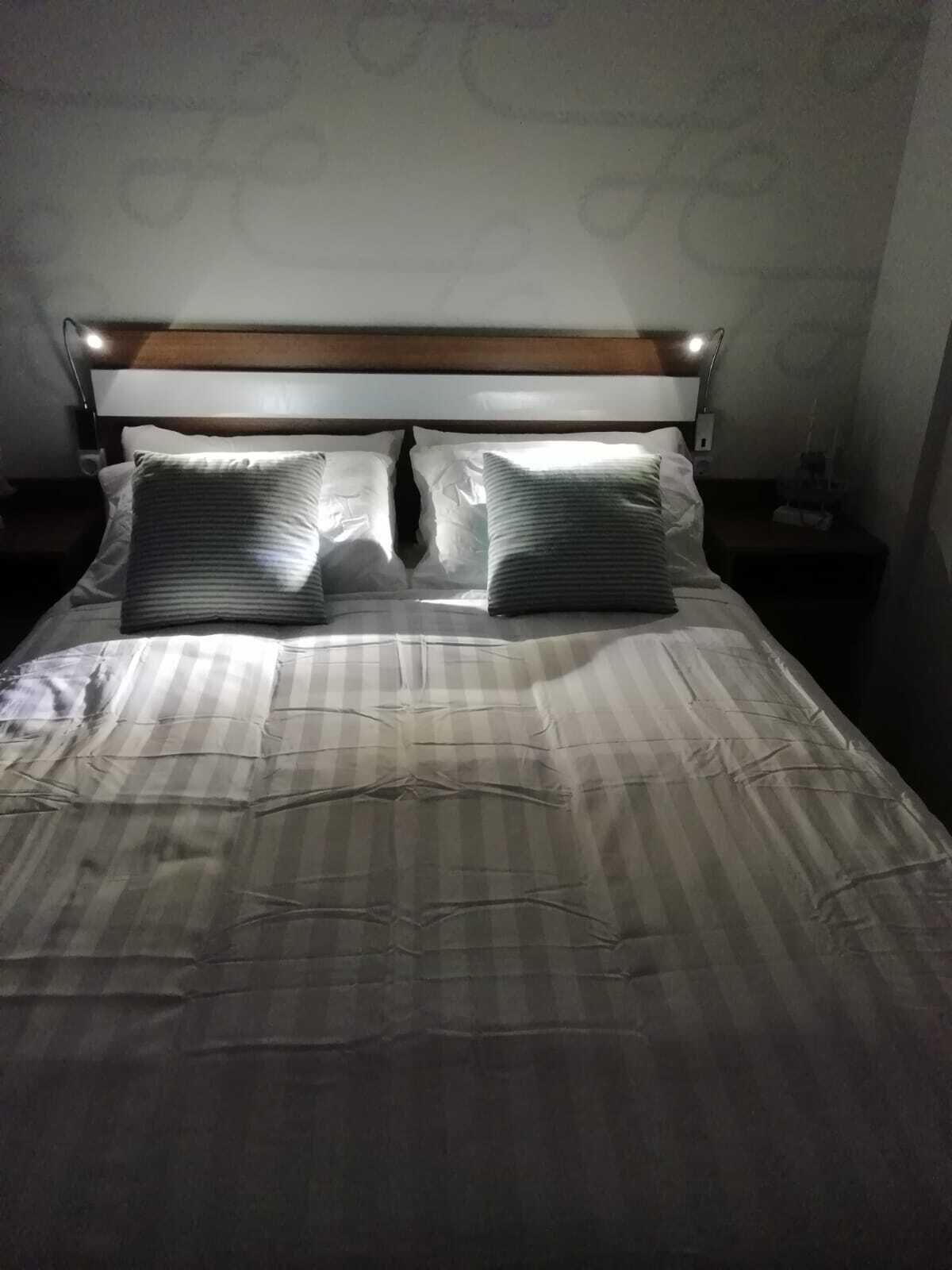 1 soverom, safe på rommet, strykejern/-brett og wi-fi