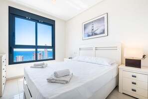 1 slaapkamer, een strijkplank/strijkijzer, gratis wifi, beddengoed