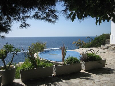Rent apartment with pool in natural setting