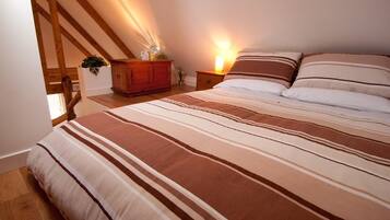 2 bedrooms, bed sheets