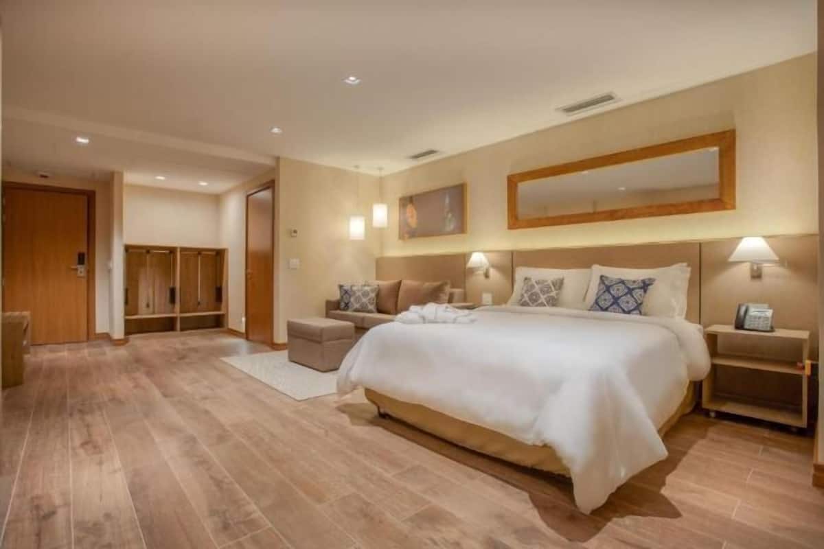 Ropa de cama de alta calidad y minibar