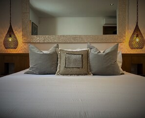 3 bedrooms, in-room safe, desk, soundproofing