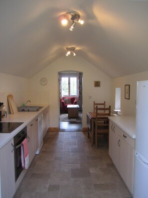 Micro-ondes, lave-vaisselle