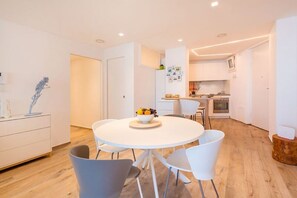Dining - Sea view residence strategically positioned (Polignano A Mare)