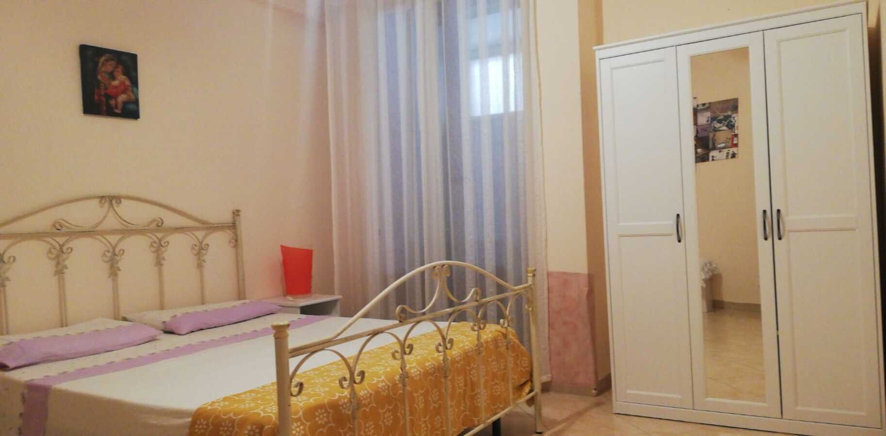 2 bedrooms, iron/ironing board, travel crib, free WiFi
