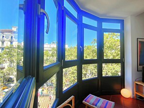 Interior - Gorgeous views over La Rambla. Very bright! R.A. (Barcelona)